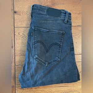 Levi's Mile High Super Skinny Jeans - Black Ground Size 30